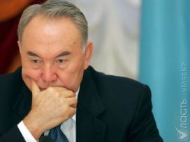 Назарбаев поручил объяснить населению необходимость  «экономии во всем»